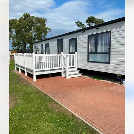 Derwent View Luxury Side Caravan