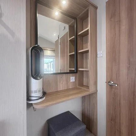 Derwent View Luxury Side Caravan 펜션 *